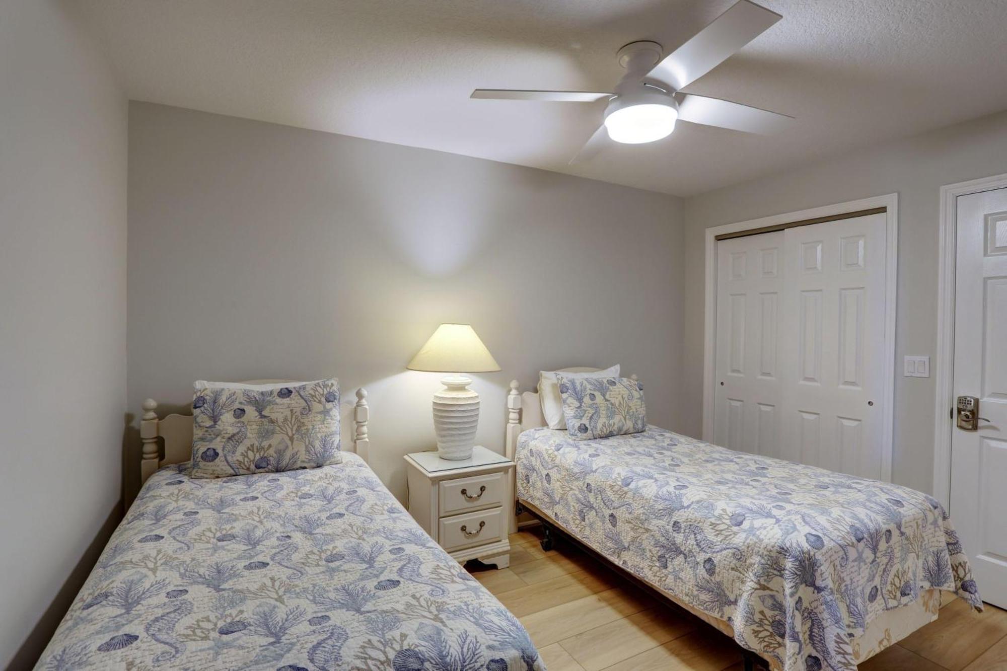 Emerald Isle 502 - Premier * St. Pete Beach