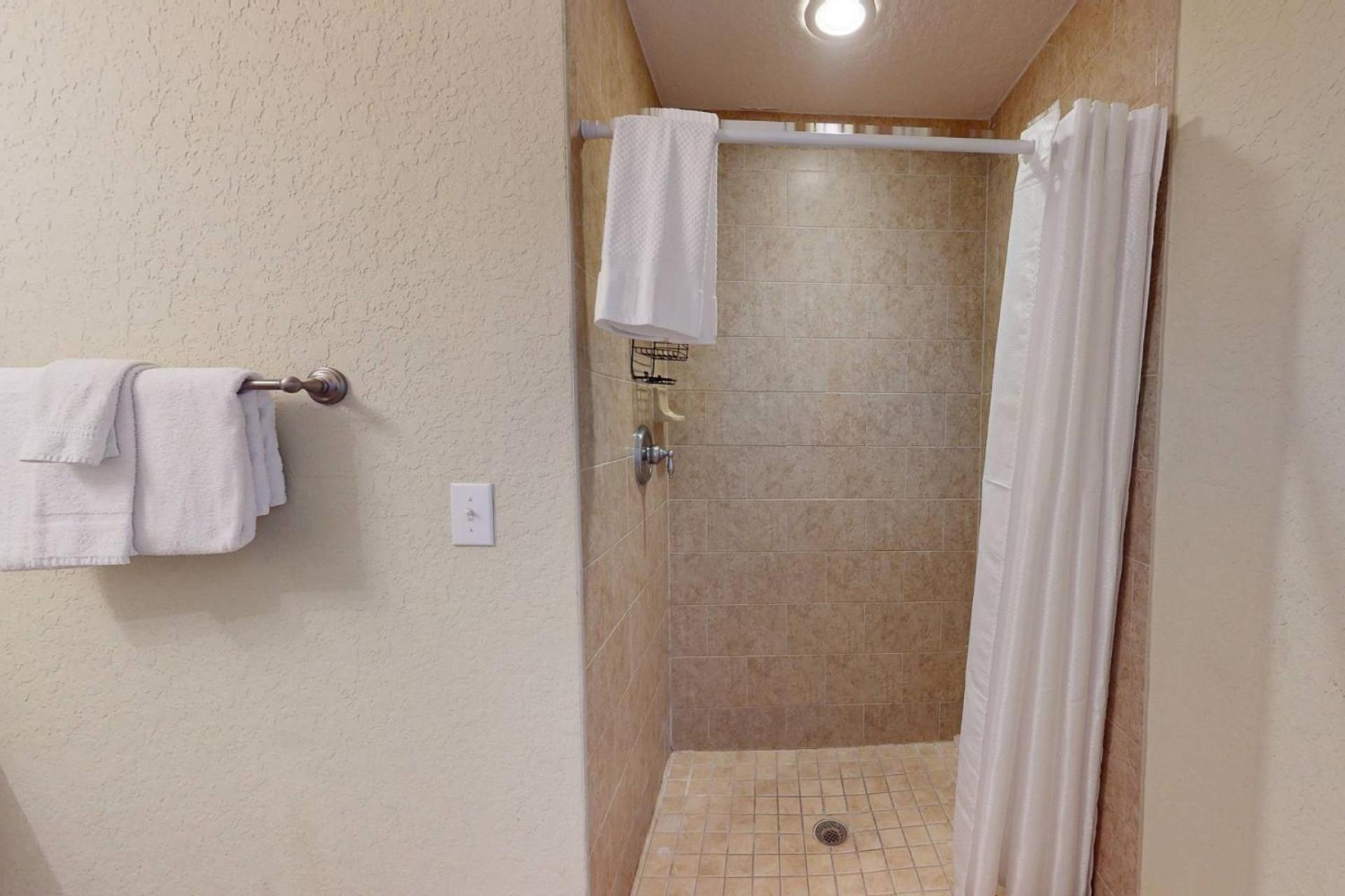 Holiday home 207 - Palms Of Treasure Island