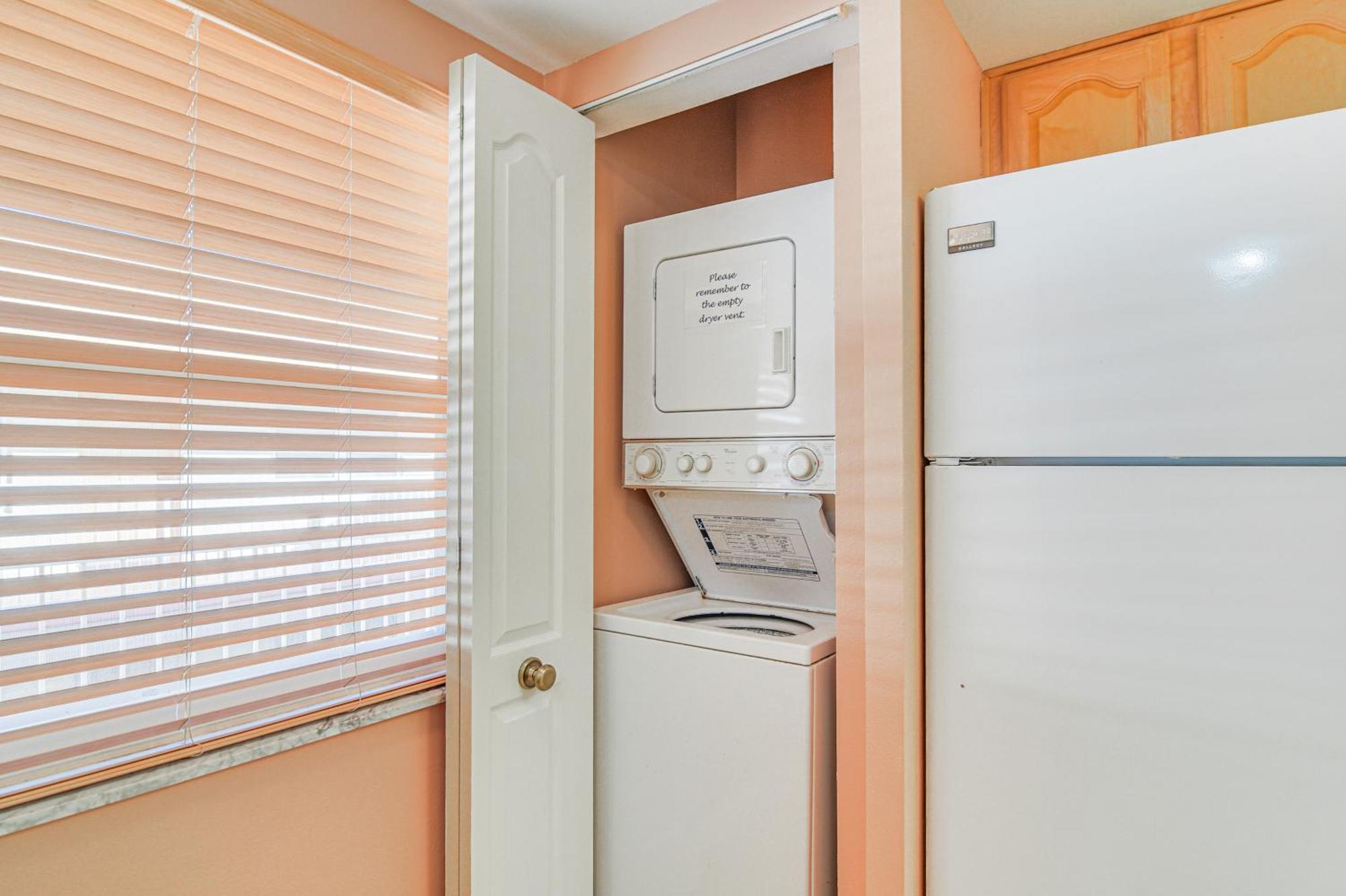 Waterfront With Patio And Pool On Madeira Beach! Apartment St. Pete Beach
