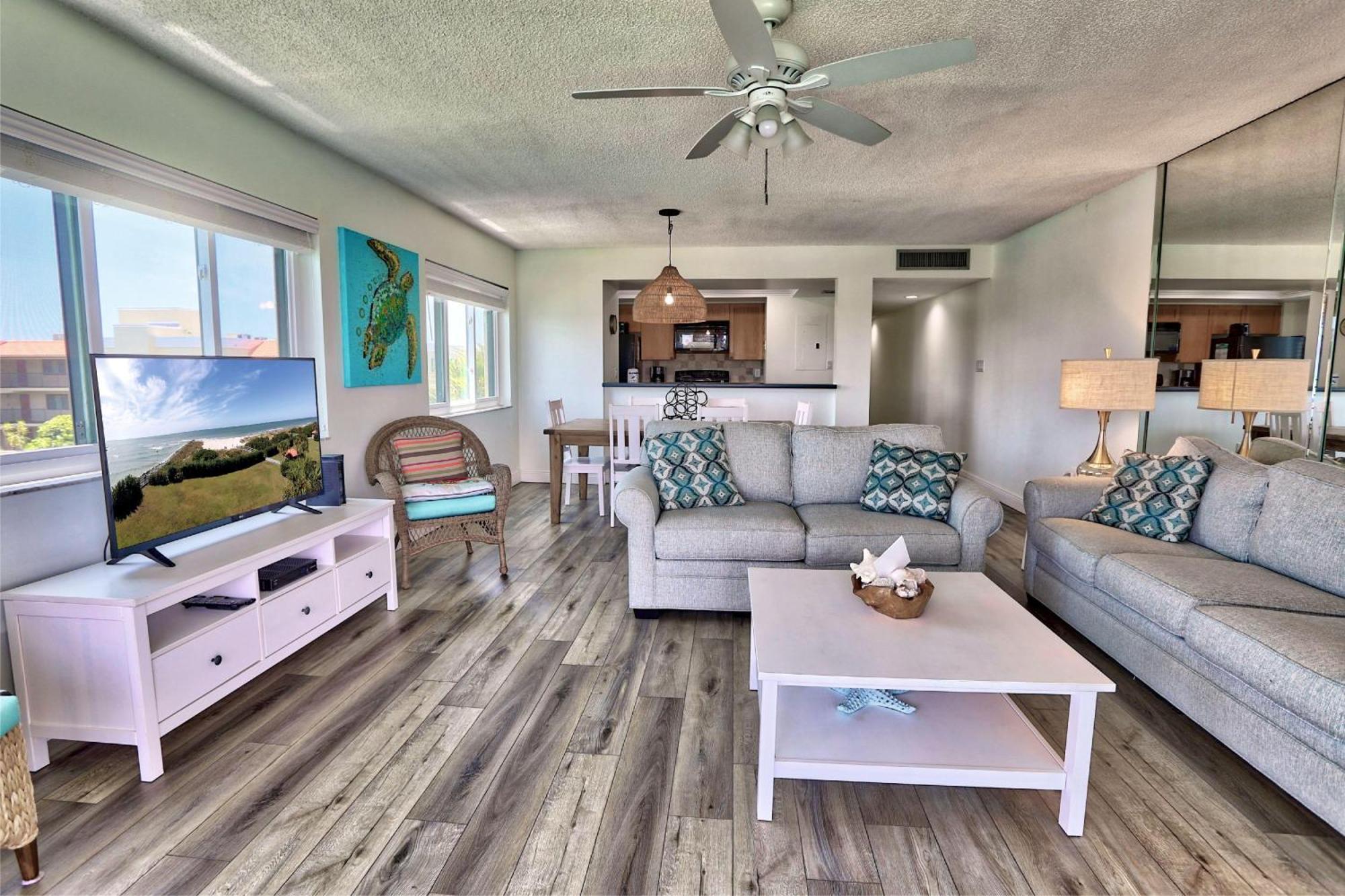Land's End 4-406 Bay Front Holiday home