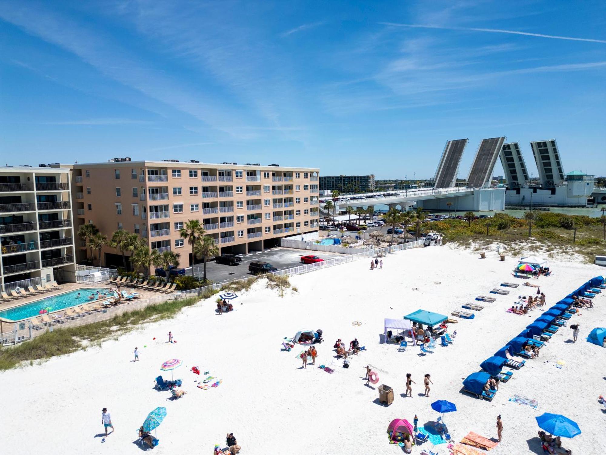 Holiday home #210 Place St. Pete Beach