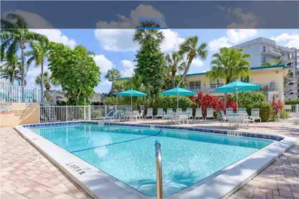 Malyn 108, Updated Waterfront Condo, Private Patio * St. Pete Beach