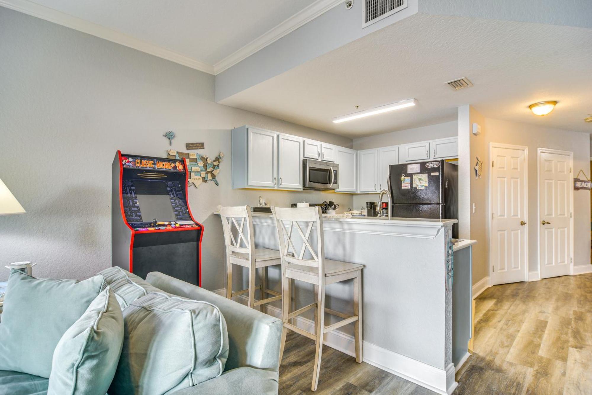 Waterfront Treasure Island With Arcade Apartment St. Pete Beach