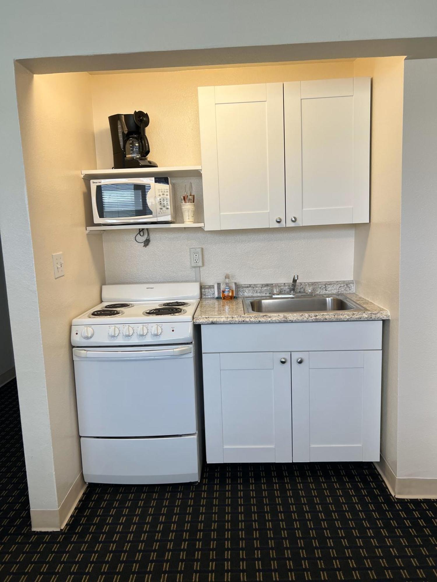 Motel Beachside 2*