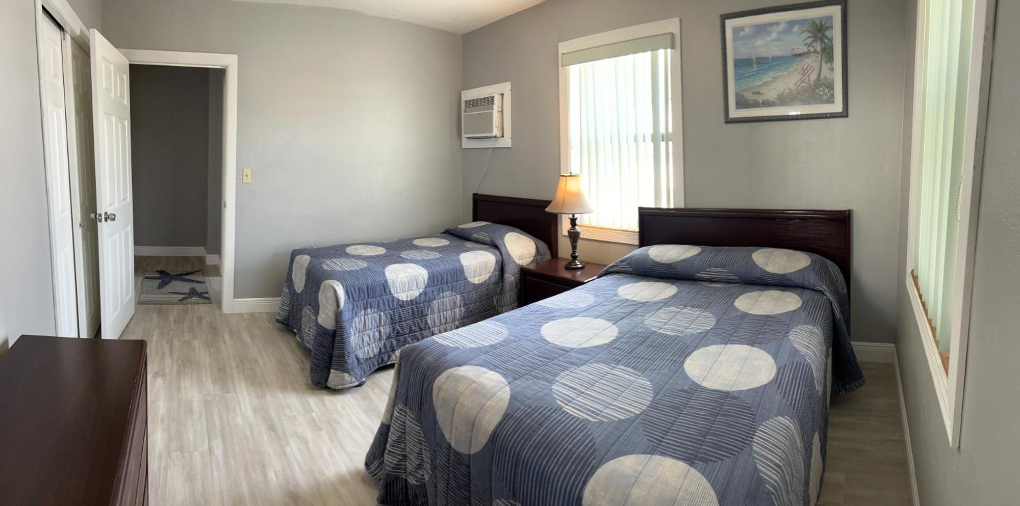 Sails Motel