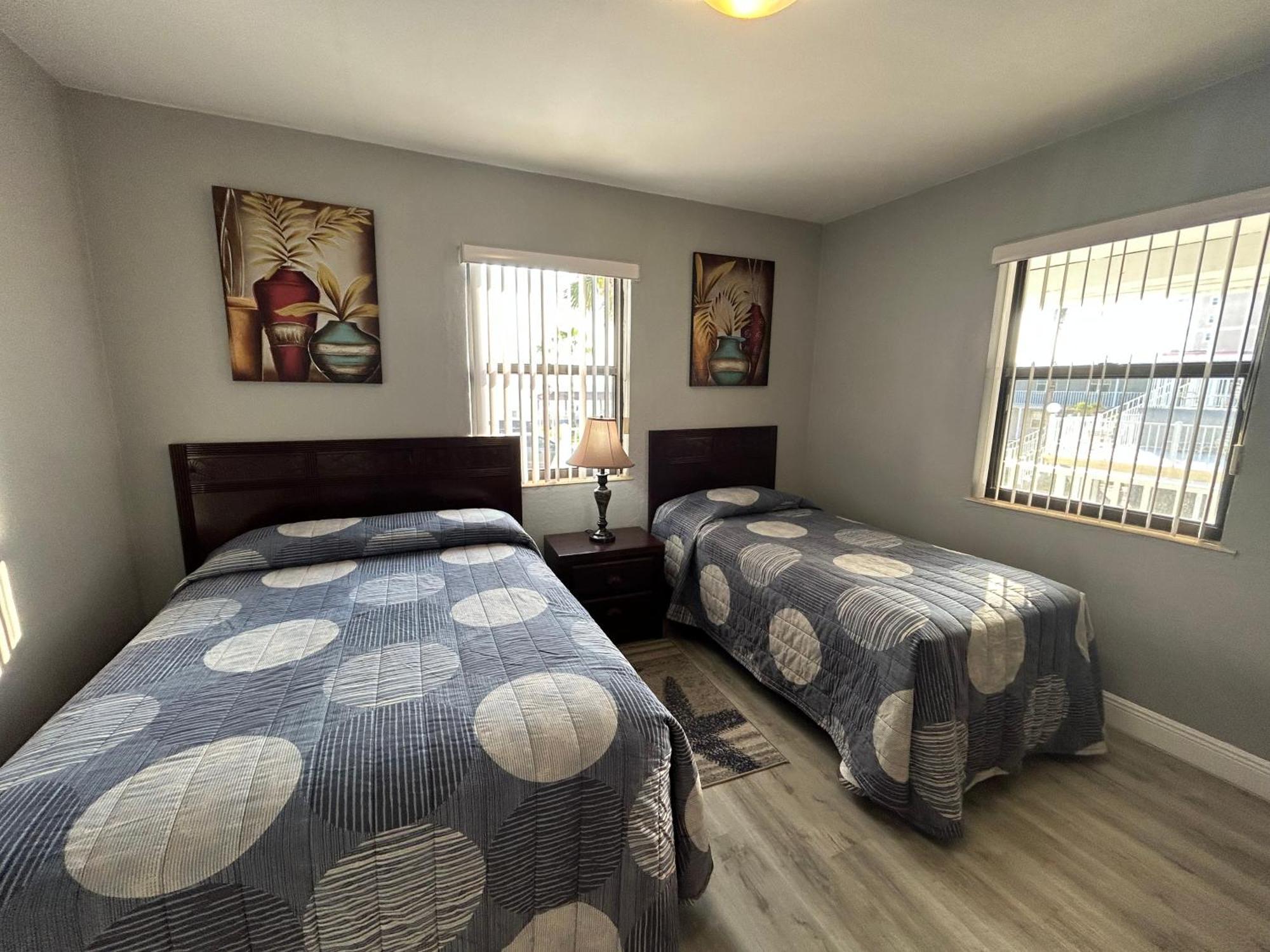Sails Motel 3*