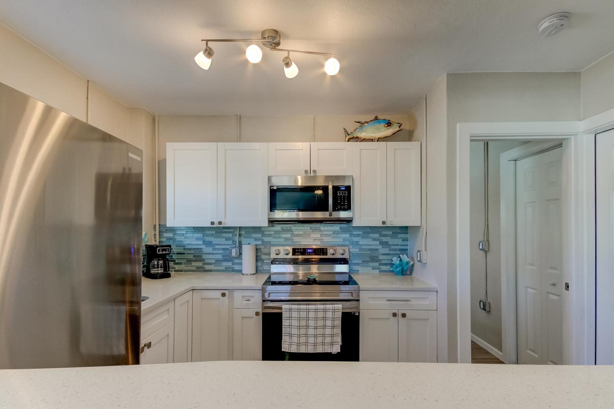 1 Bedroom Block Off The -4 Apartment *