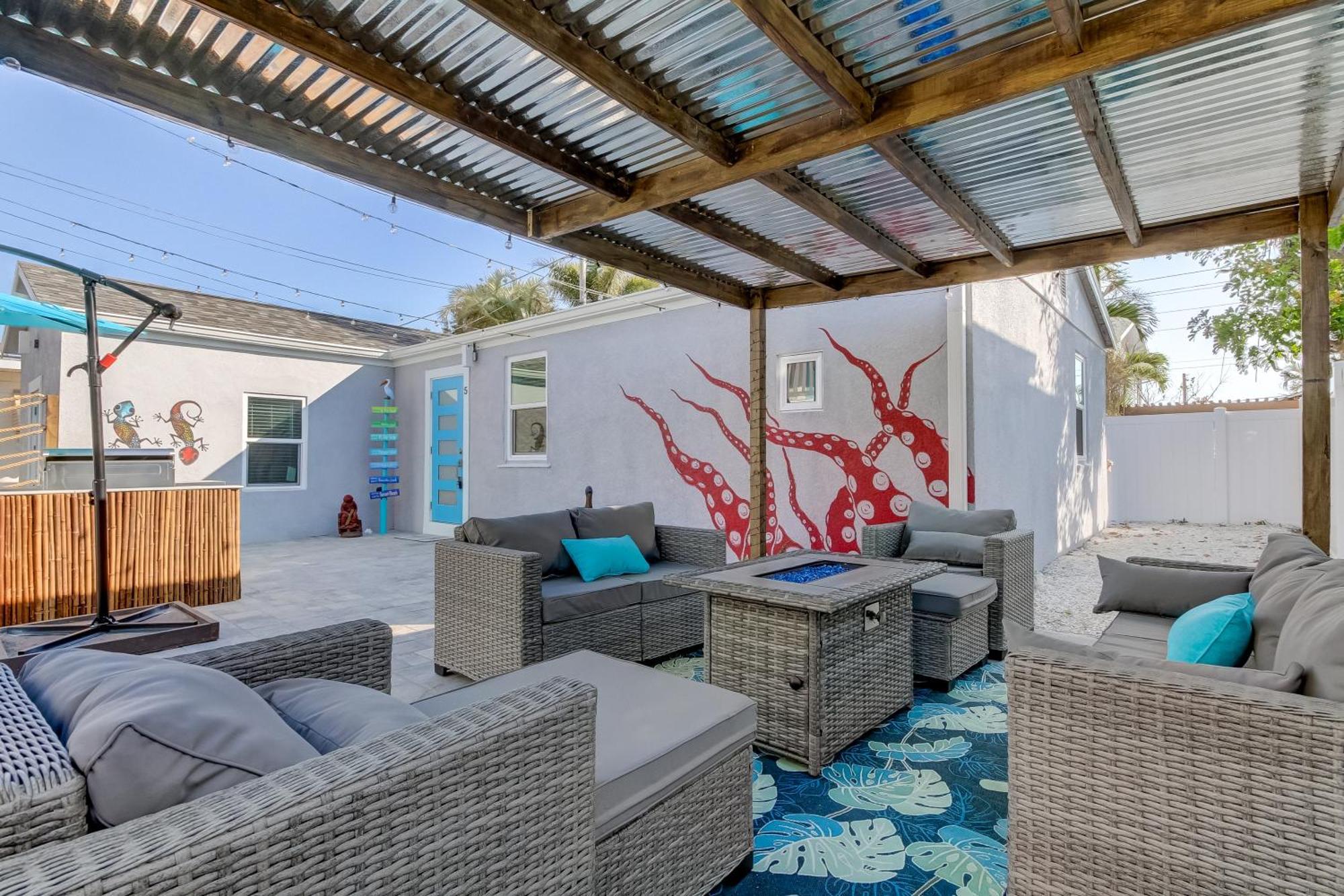 1 Bedroom Block Off Madeira -2 St. Pete Beach