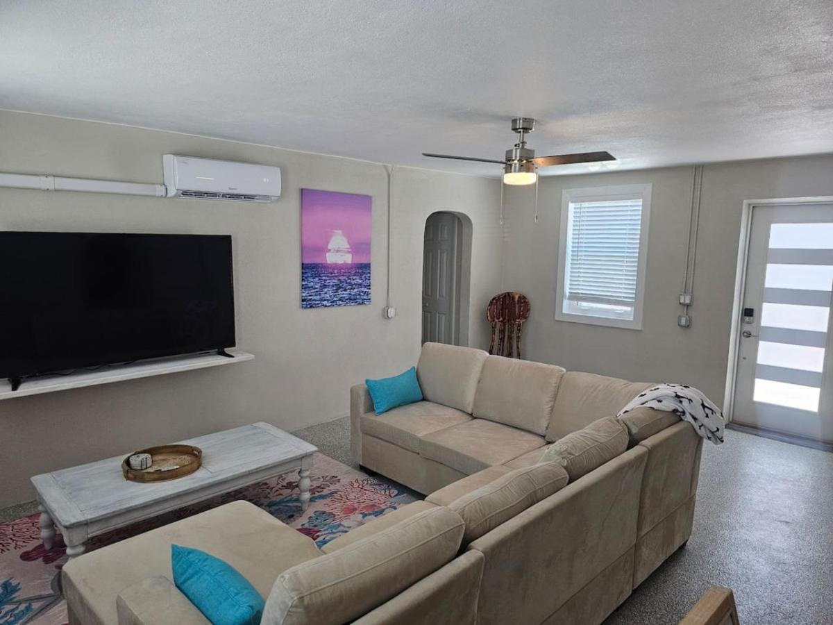 1 Bedroom 1 Block Off Madeira -5 Apartment