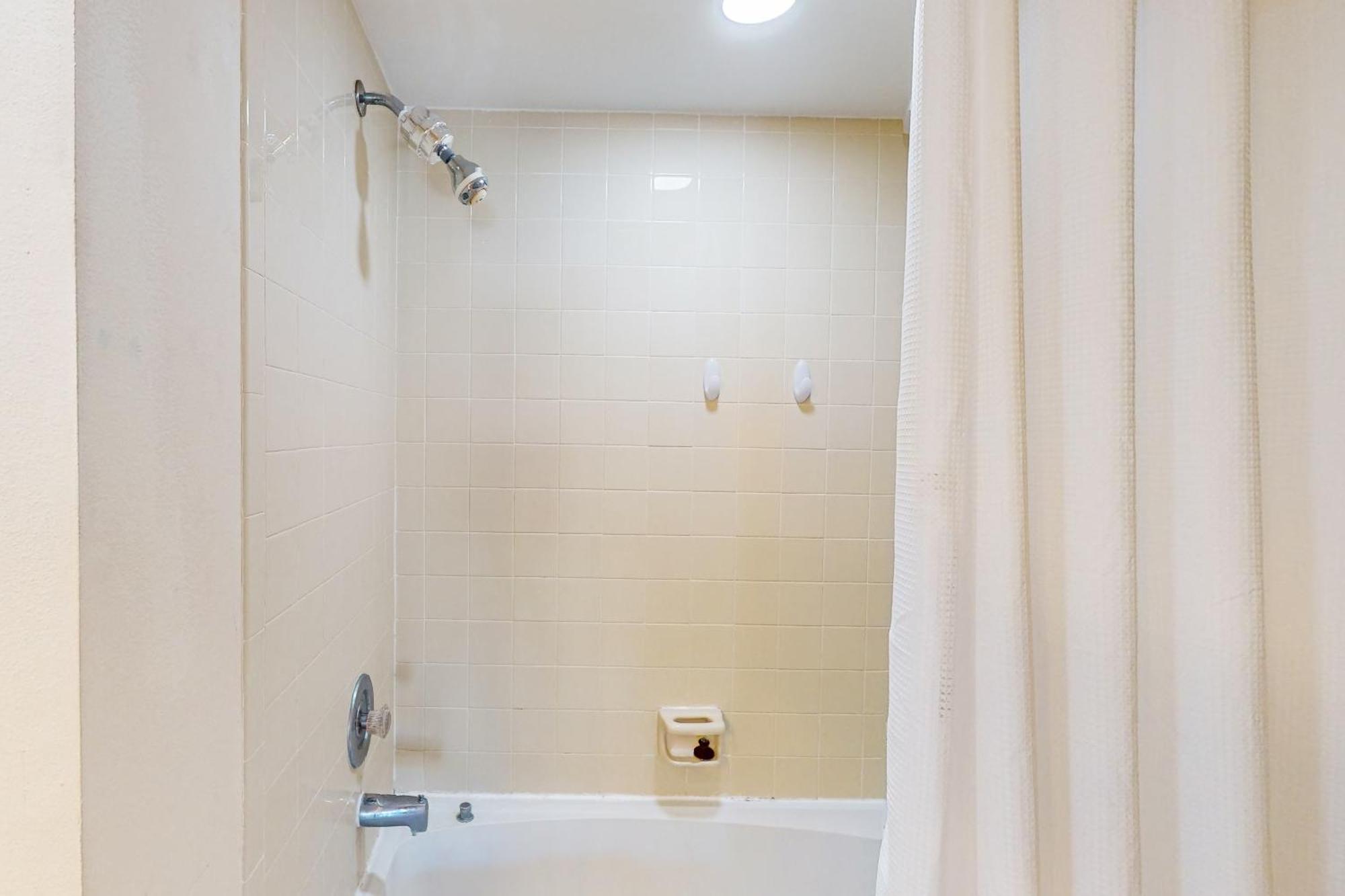 Apartment Gem By The Sea *