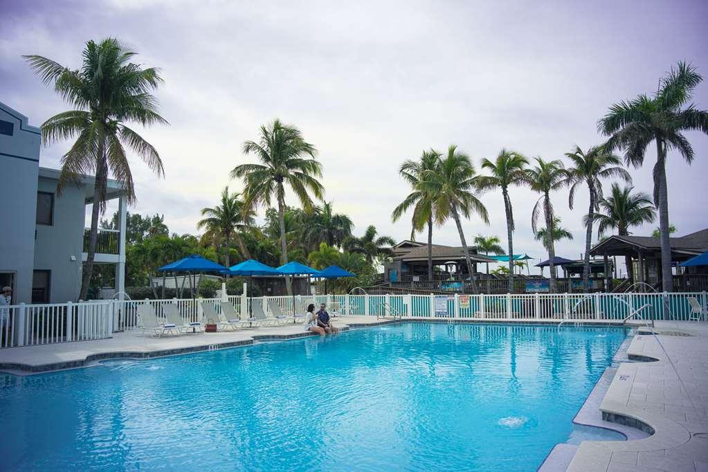 The Beachcomber St. Pete & St. Pete Beach