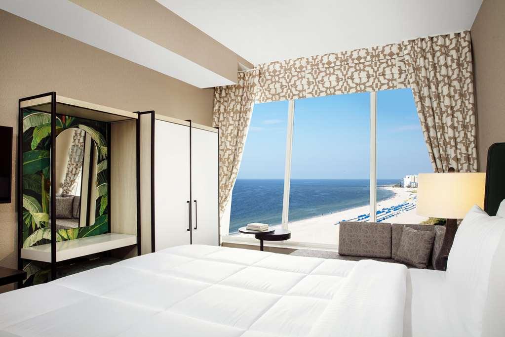 Bellwether Hotel *