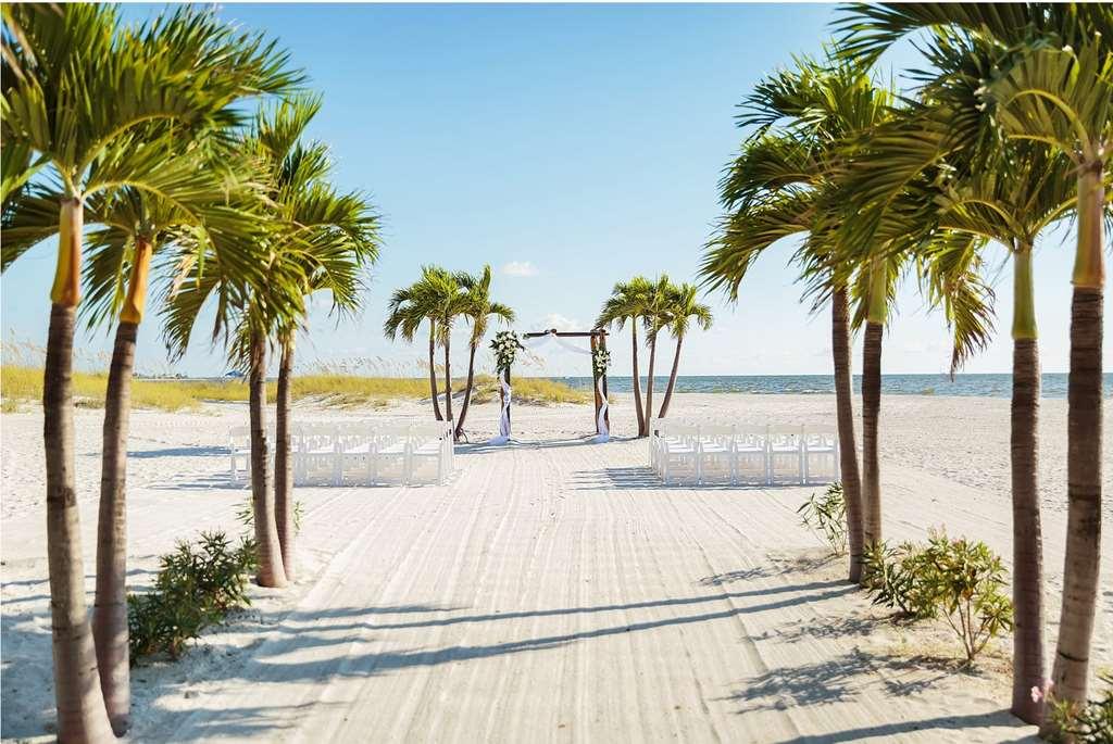 Hotel Bellwether St. Pete Beach