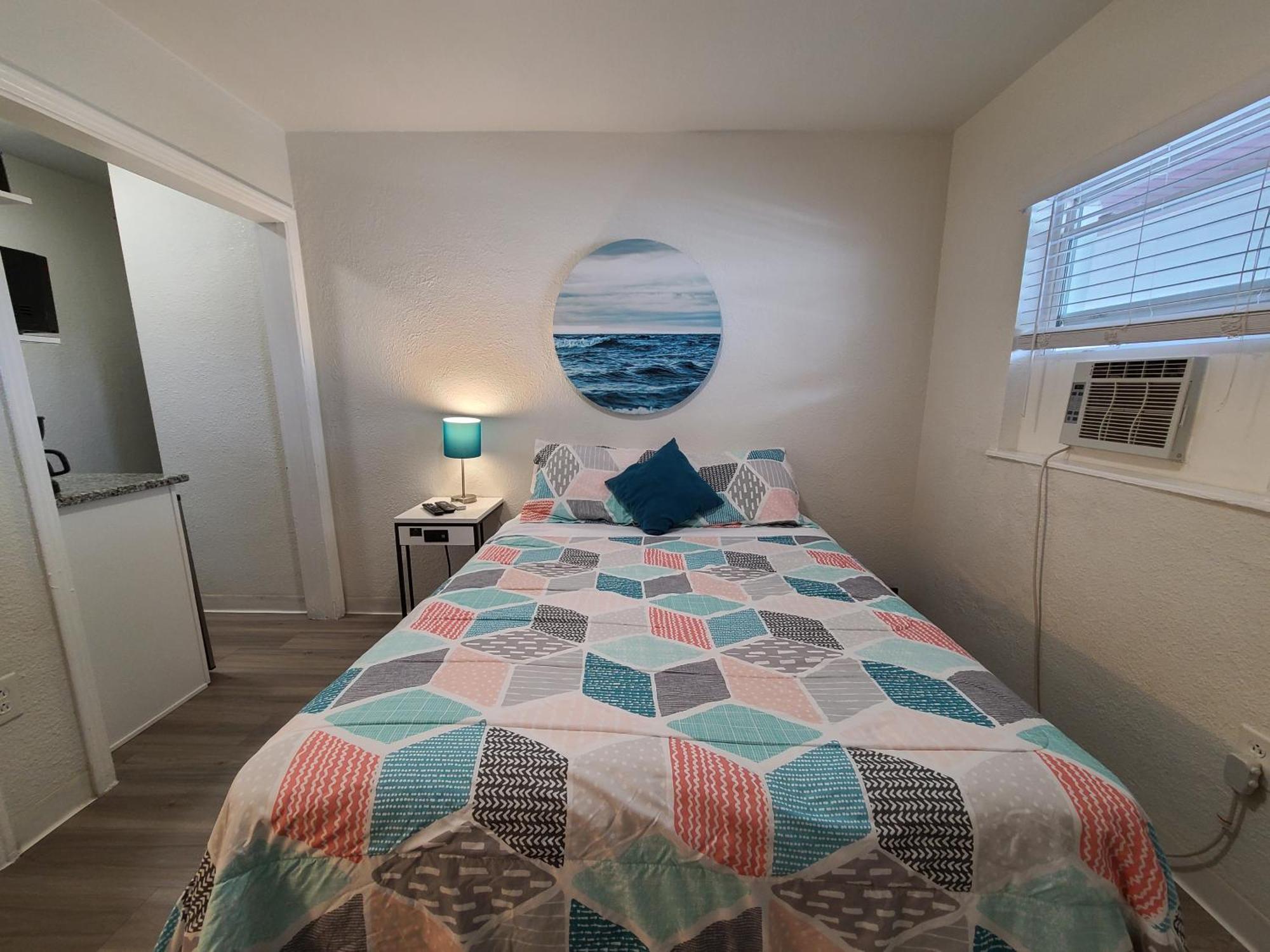 Motel Sun Island 2*
