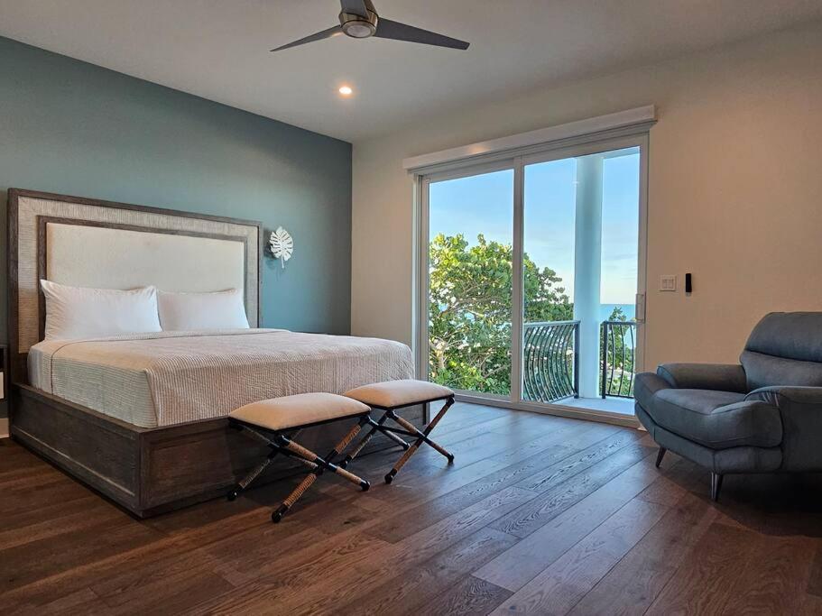 One Style Meets The Shore St. Pete Beach