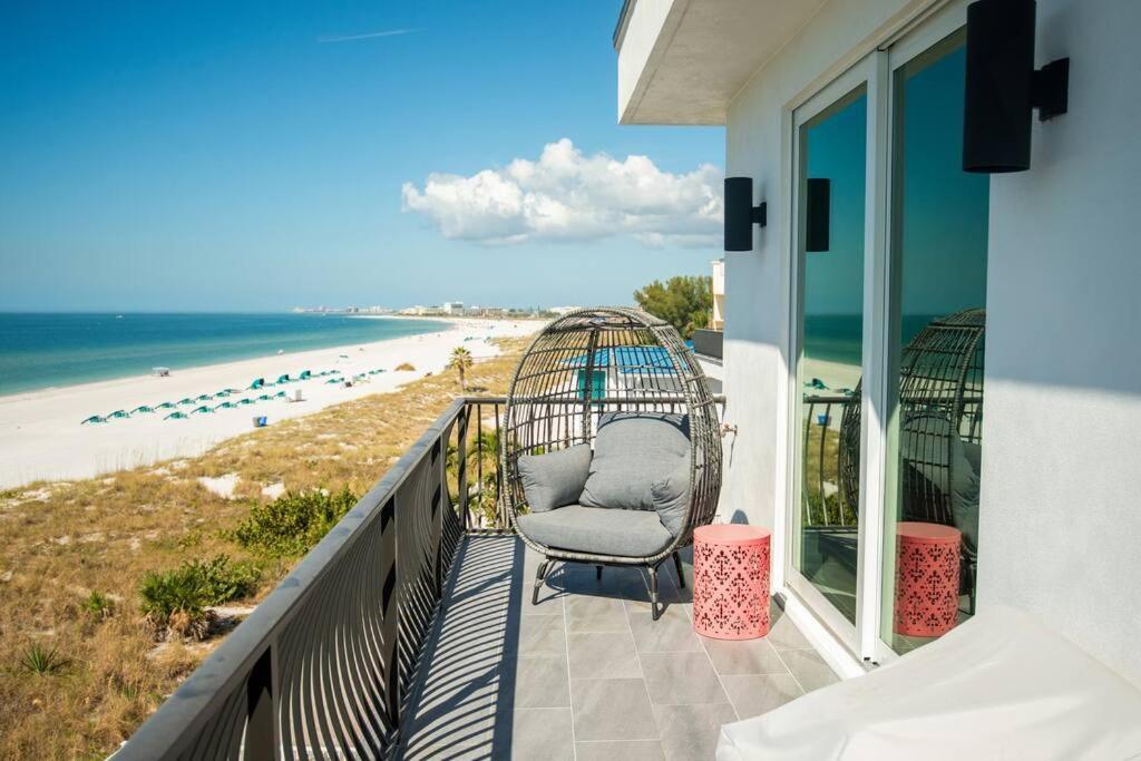 One Style Meets The Shore *
