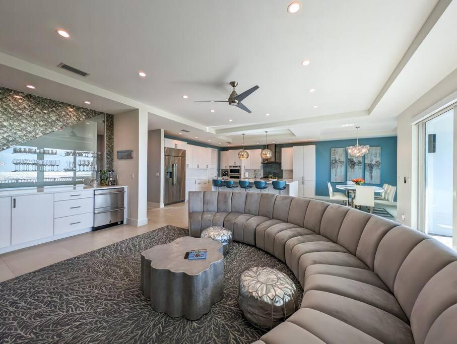 One Style Meets The Shore Villa *