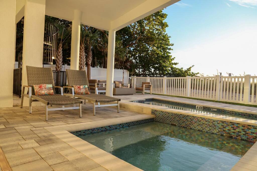 Villa One Style Meets The Shore St. Pete Beach