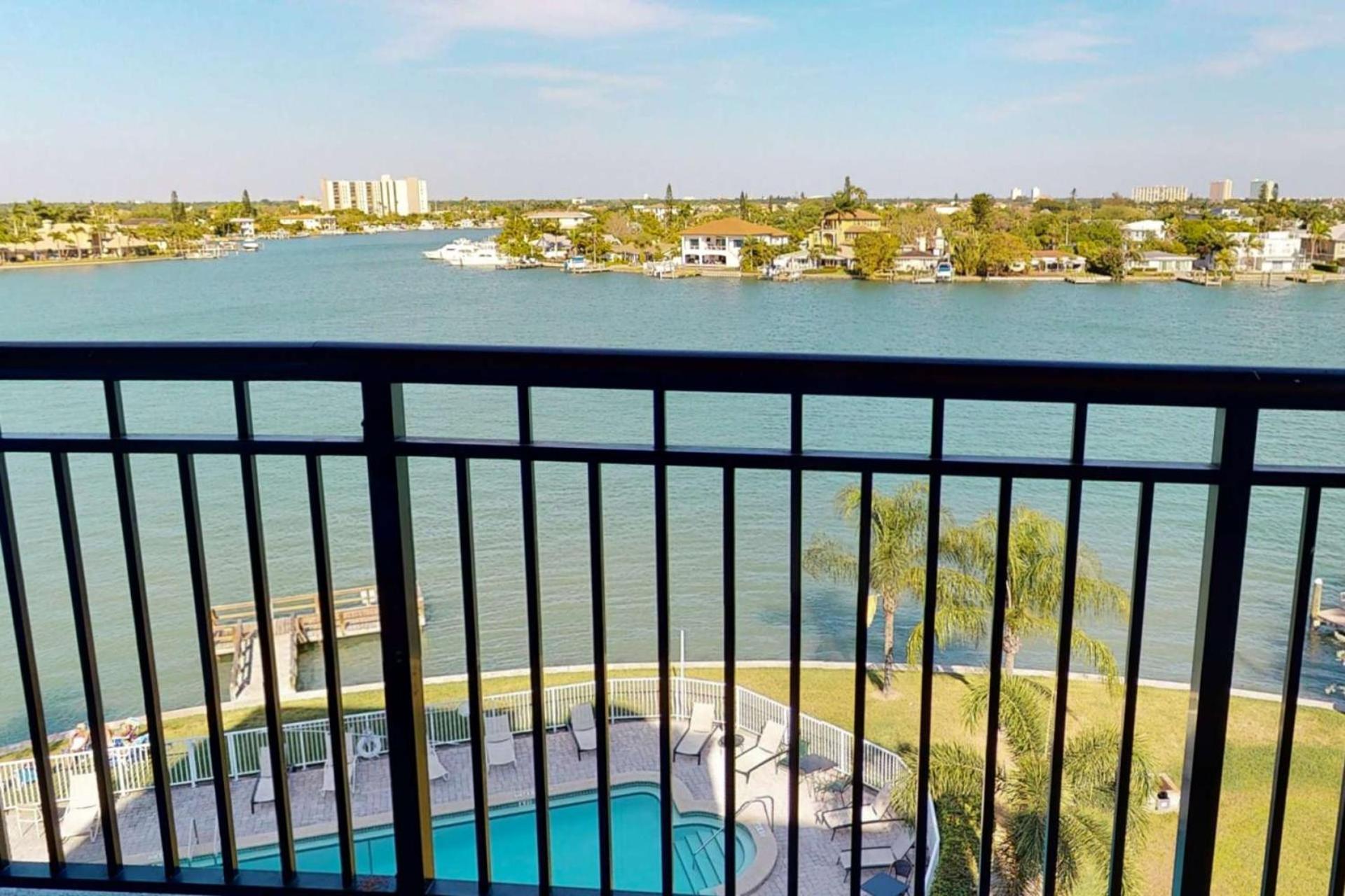 409 - Palms Of Treasure Island Holiday home