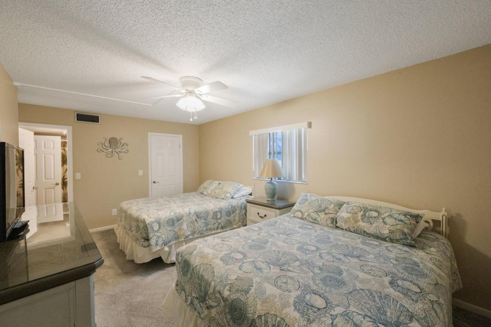305 Sandy Shores * St. Pete Beach