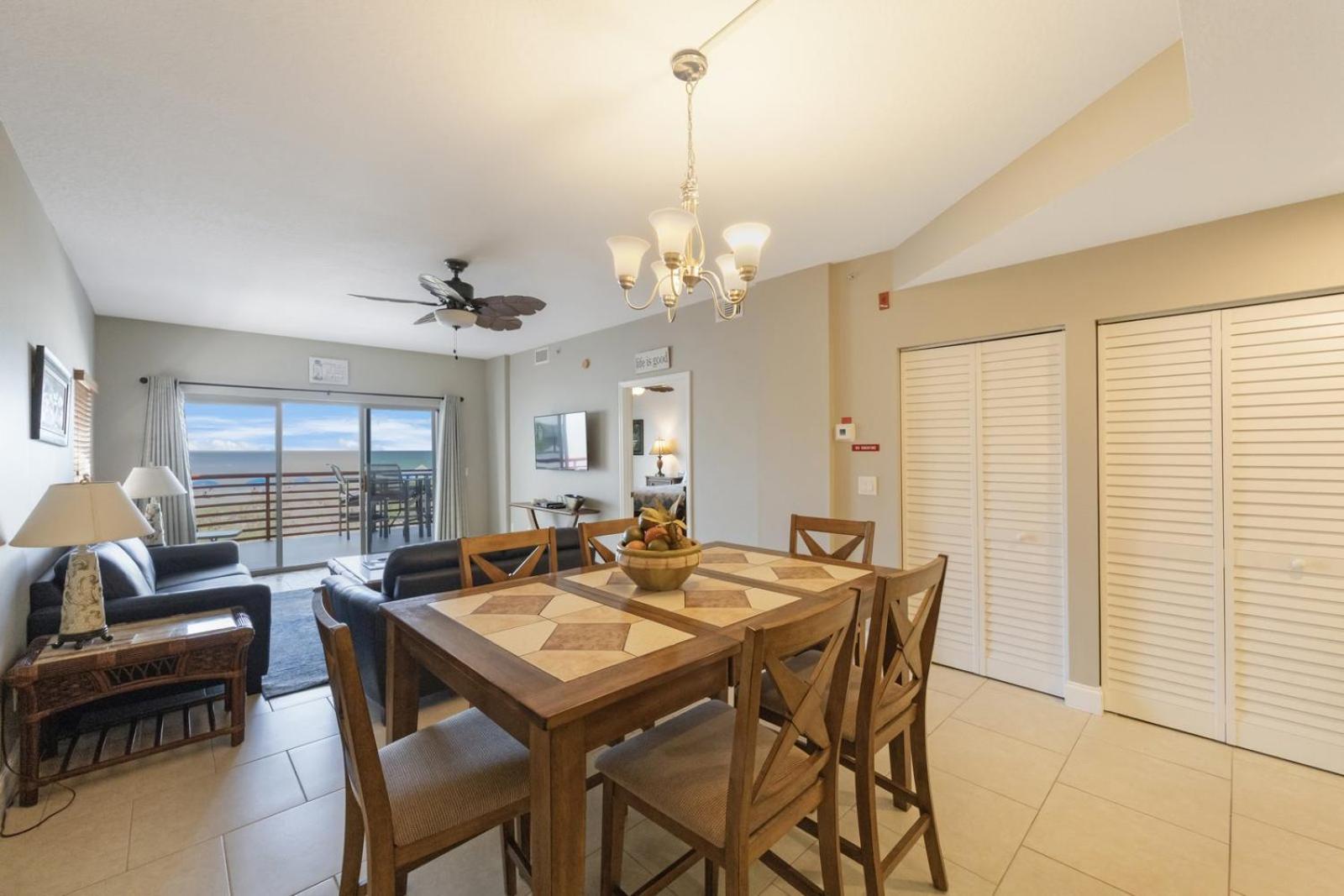 101 Crimson Holiday home *