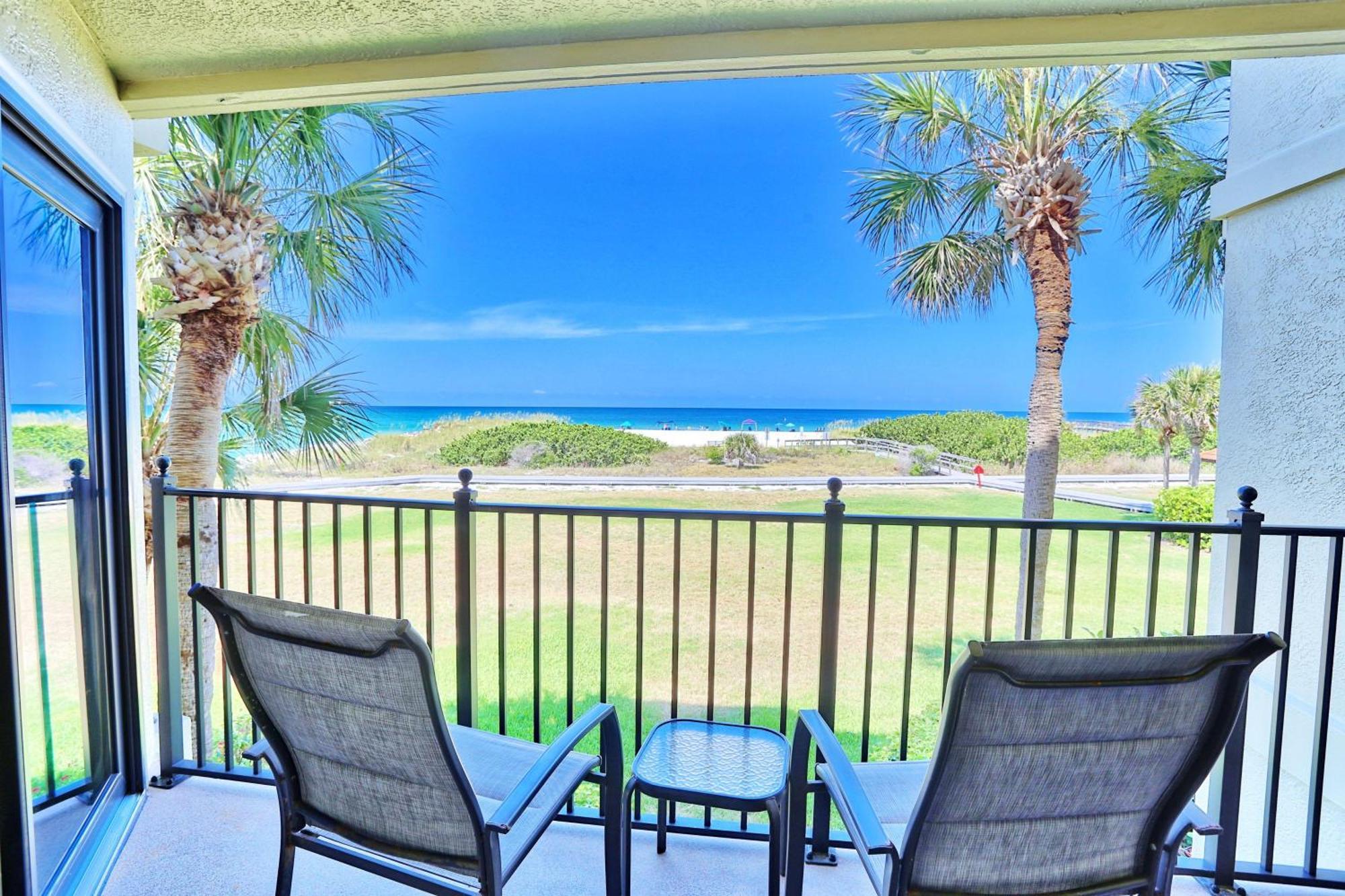 Land's End 6-203 Front Holiday home St. Pete Beach