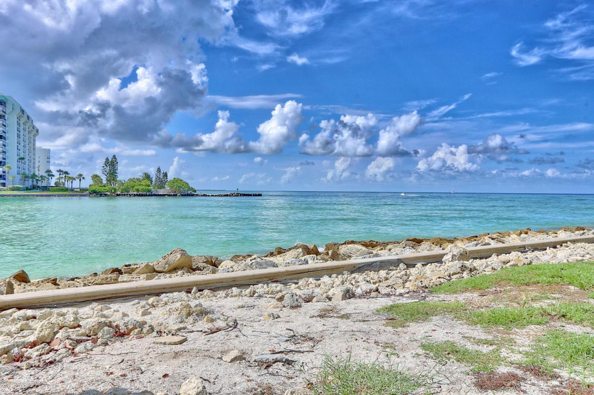 Land's End 5-202 Gulf-bay Front - Premier Holiday home