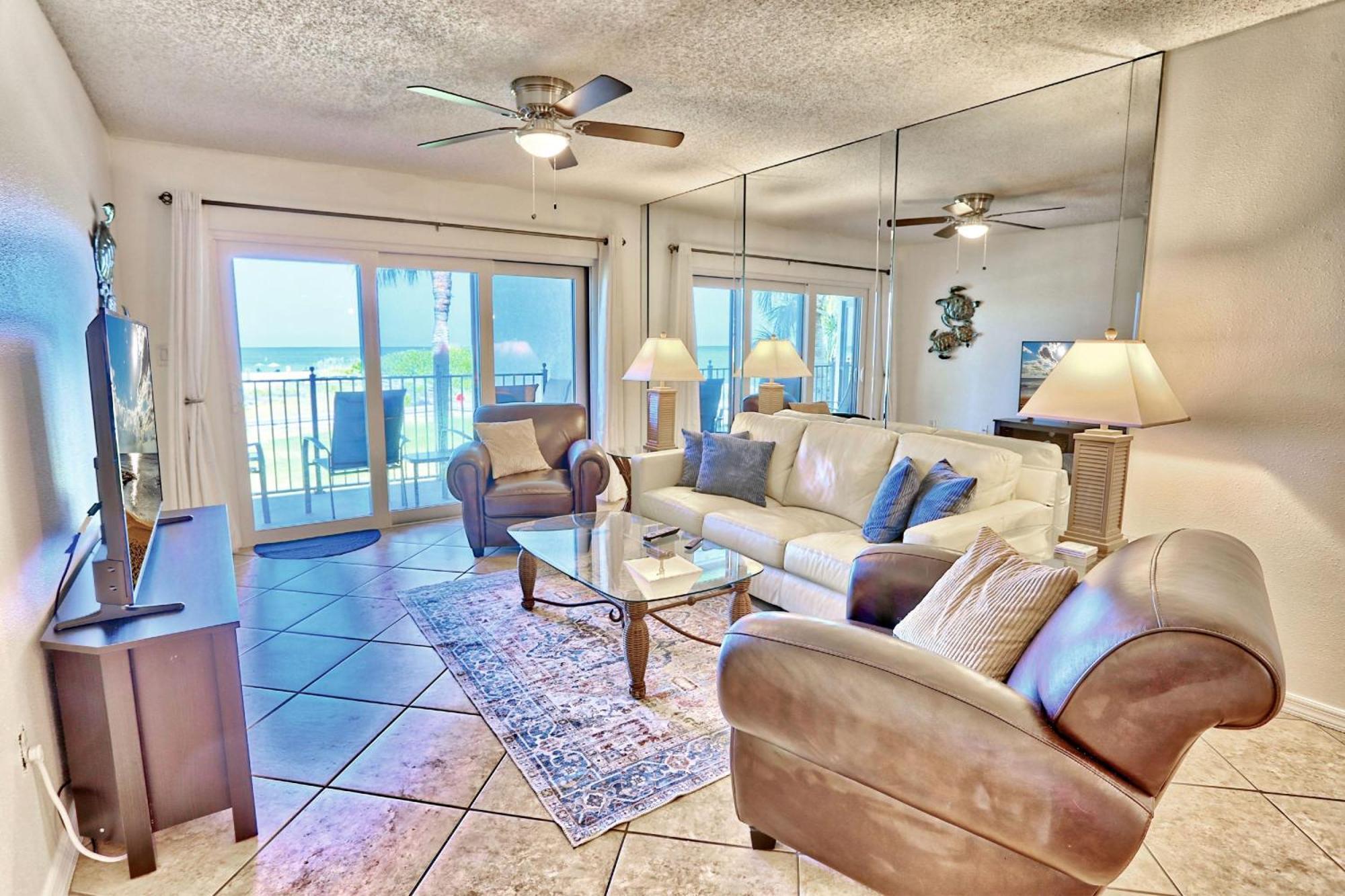 Land's End 6-203 Front Holiday home