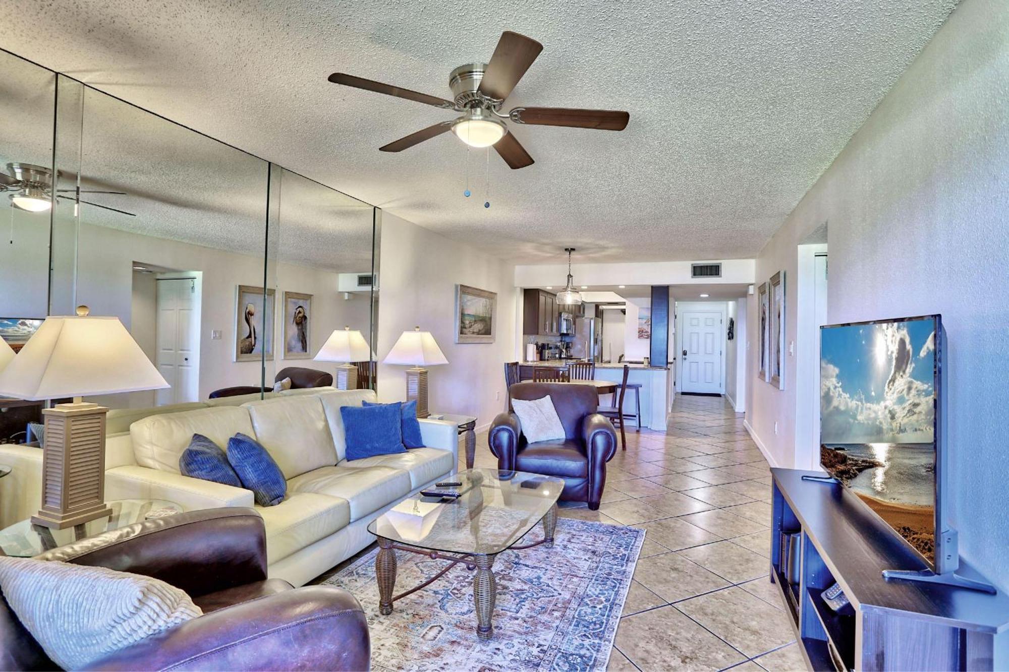 Land's End 6-203 Front Holiday home *