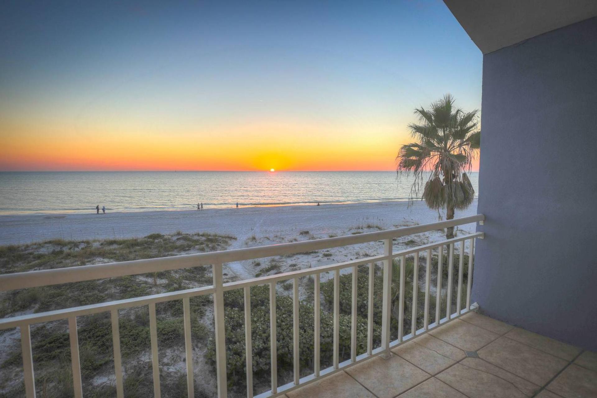 Captains Townhouse * St. Pete Beach