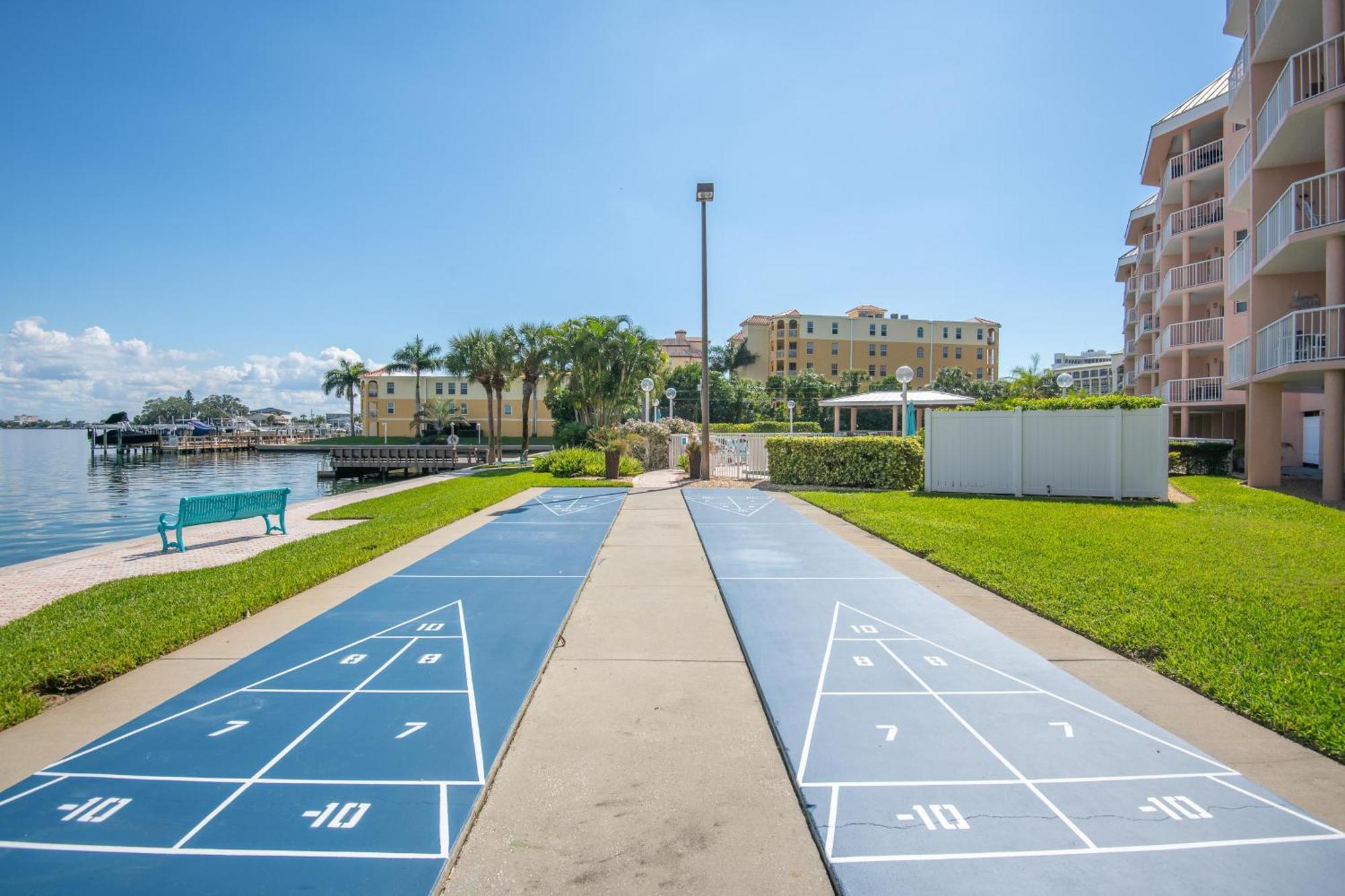 Holiday home Open - Loads Of Extras & Amenities/waterfront/a+ Location St. Pete Beach