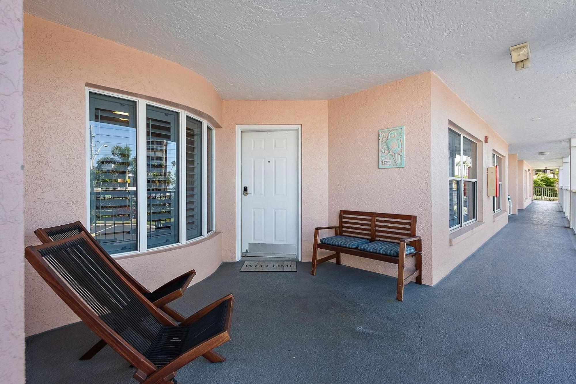 Open - Loads Of Extras & Amenities/waterfront/a+ Location Holiday home *