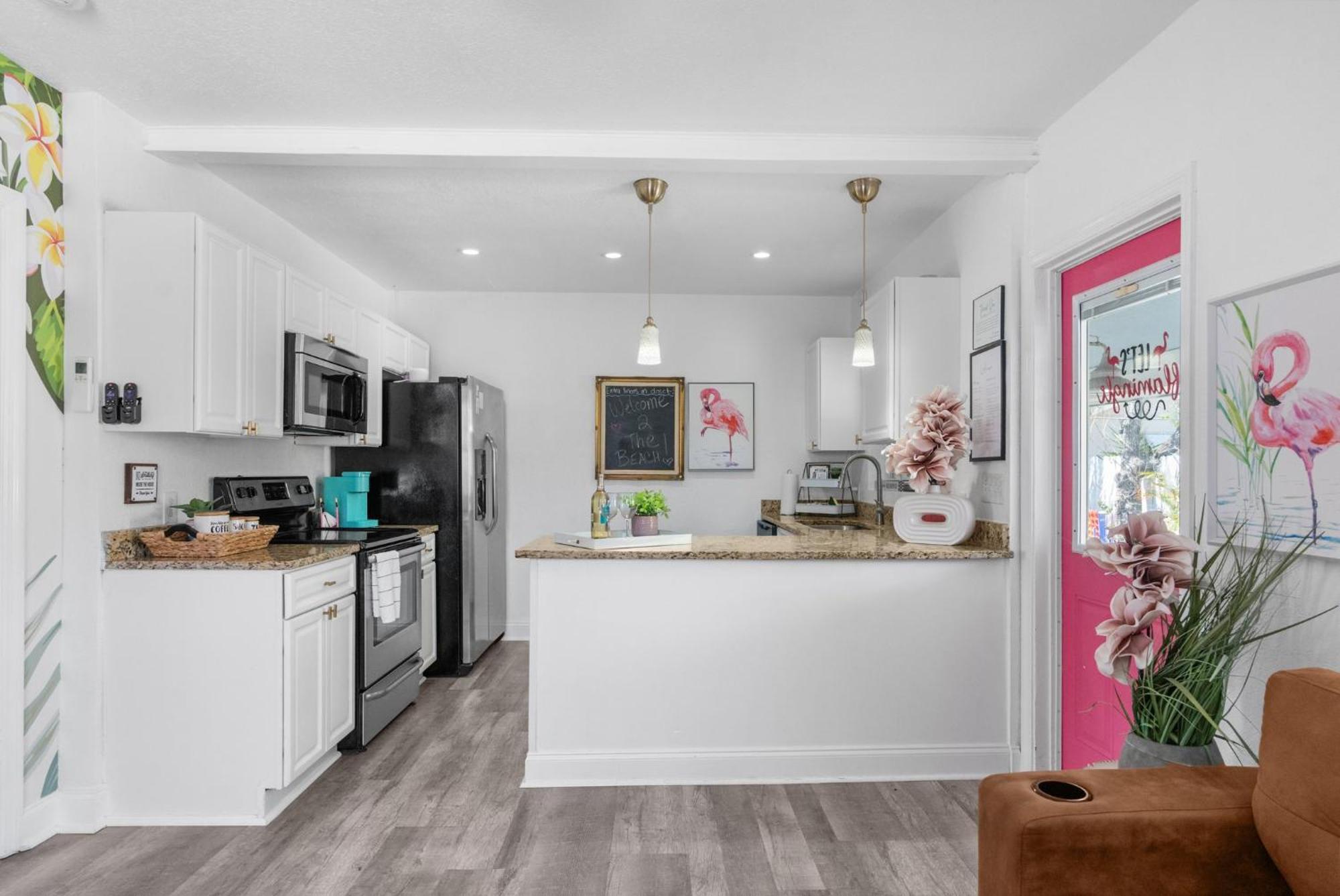 Apartment Let's Flamingle In St Pete Private Funky *