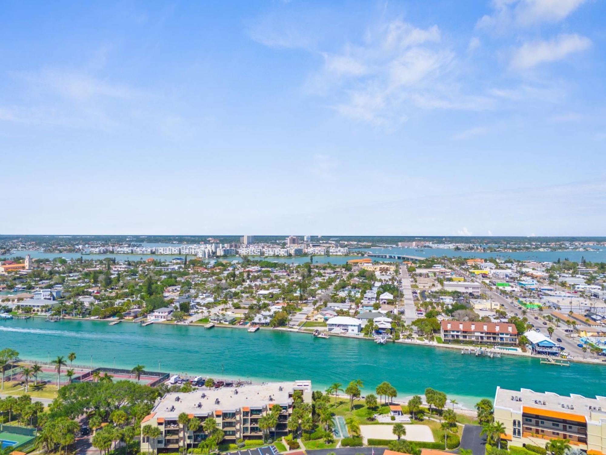 Let's Flamingle In St Pete Private Funky Apartment St. Pete Beach