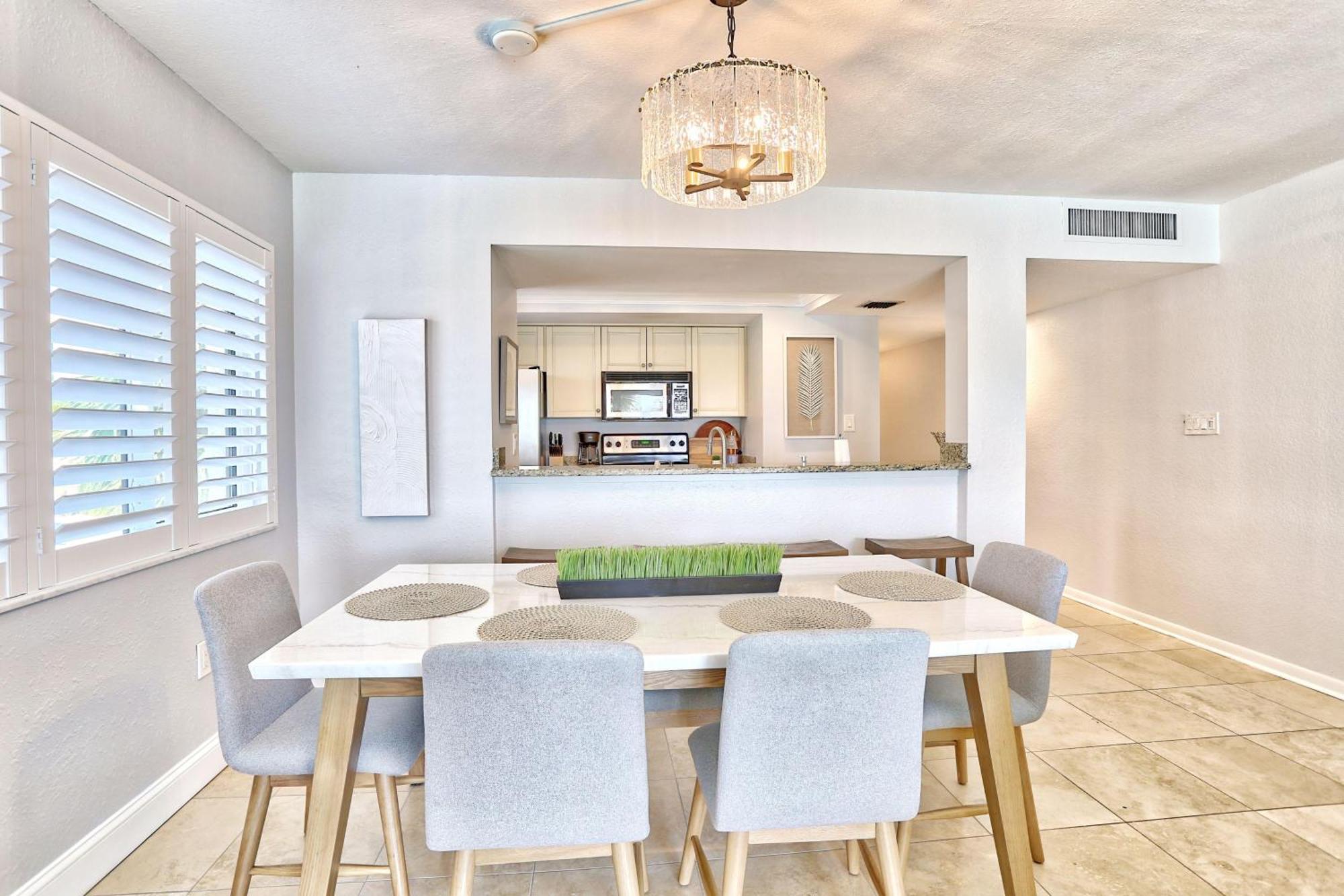 Holiday home Land's End 4-206 Bay Front - Premier St. Pete Beach