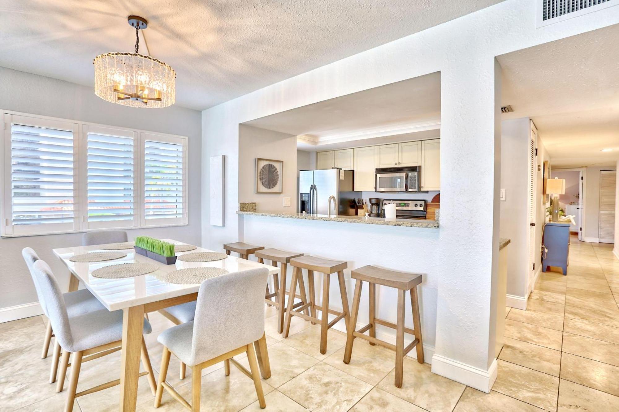 Land's End 4-206 Bay Front - Premier *