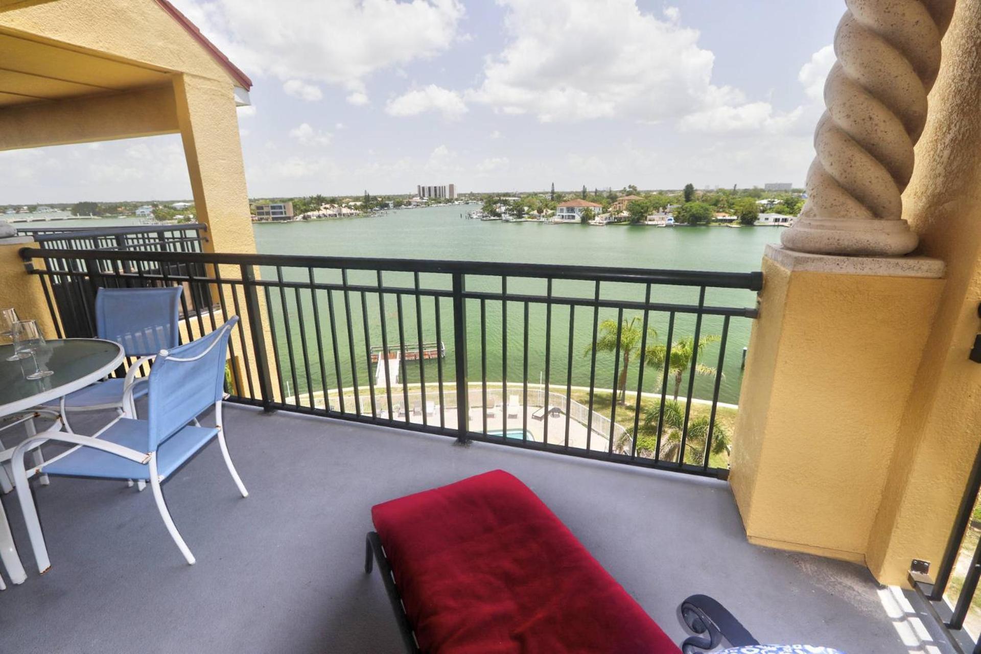 409 - Palms Of Treasure Island * St. Pete Beach