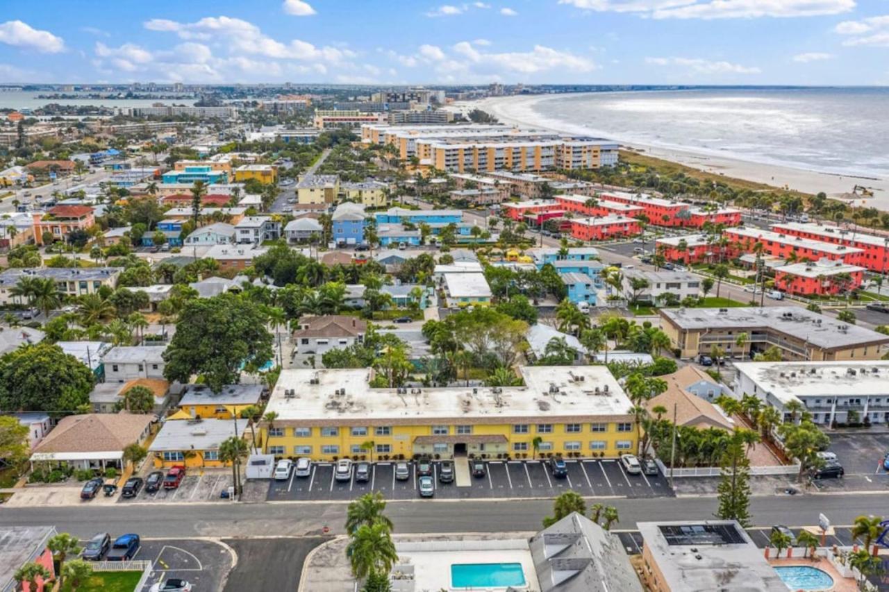 Holiday home Waves 16 1 Bedroom Paradise With Heated Pool In St. Pete Beach