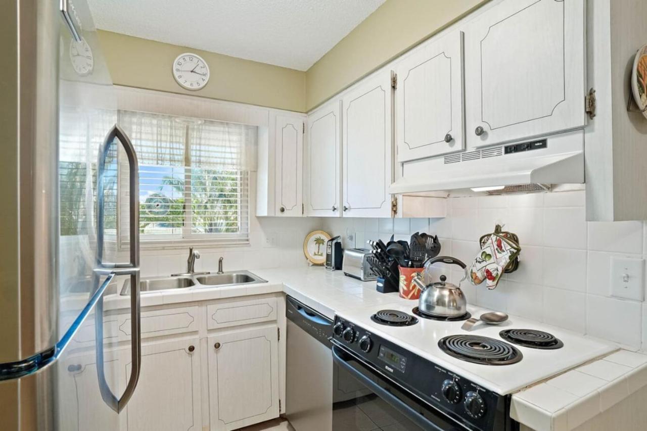 Holiday home Waves 16 1 Bedroom Paradise With Heated Pool In St. Pete Beach