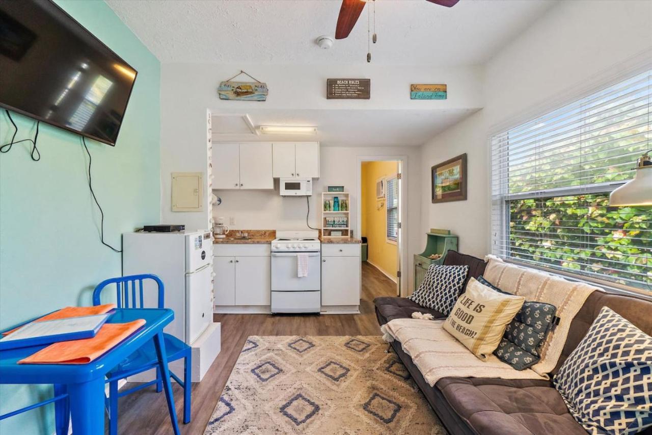 Rock Lobster 2 Private Duplex With Holiday home St. Pete Beach