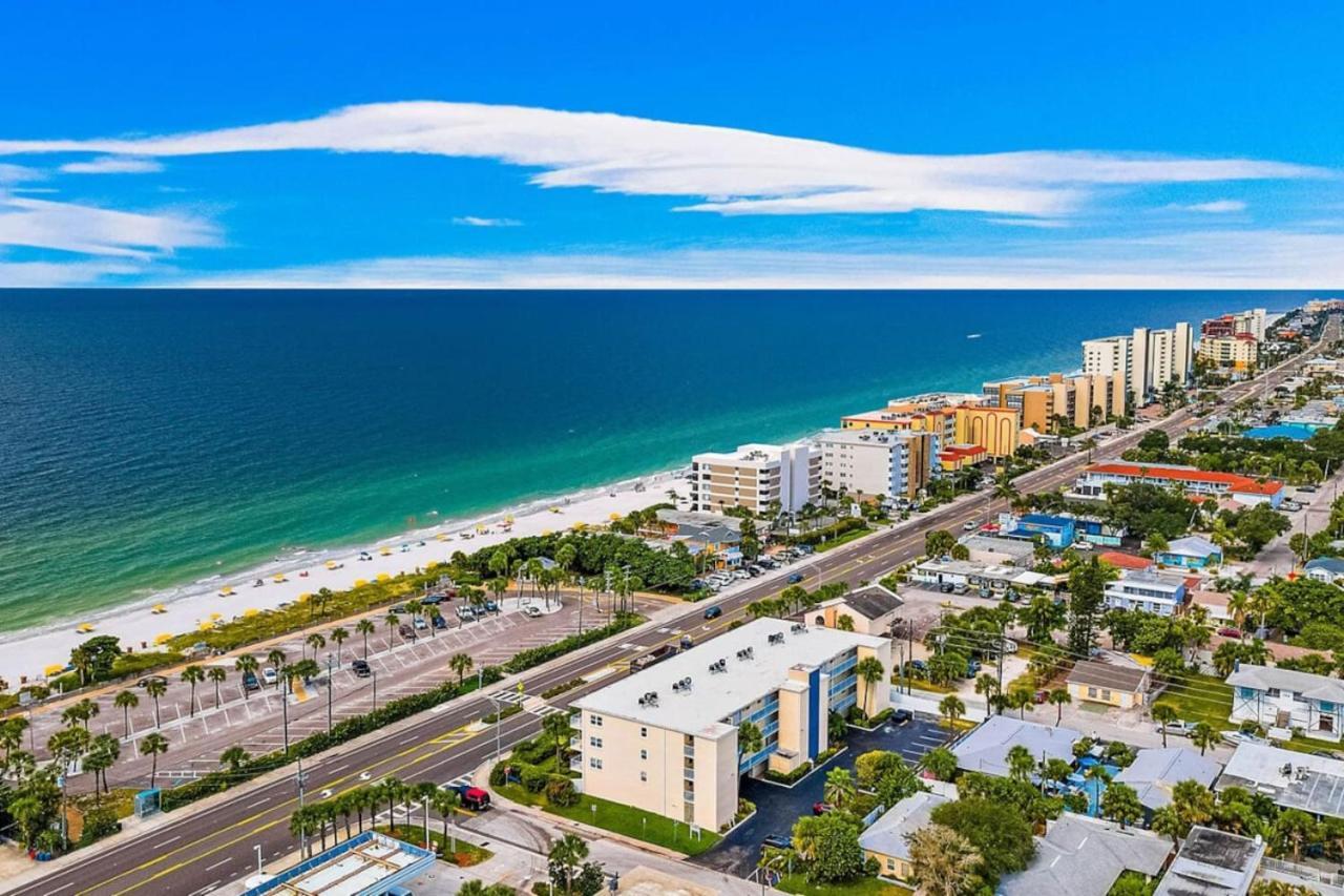 La Coquina 101 Charming 2bd 2ba Across From The * St. Pete Beach