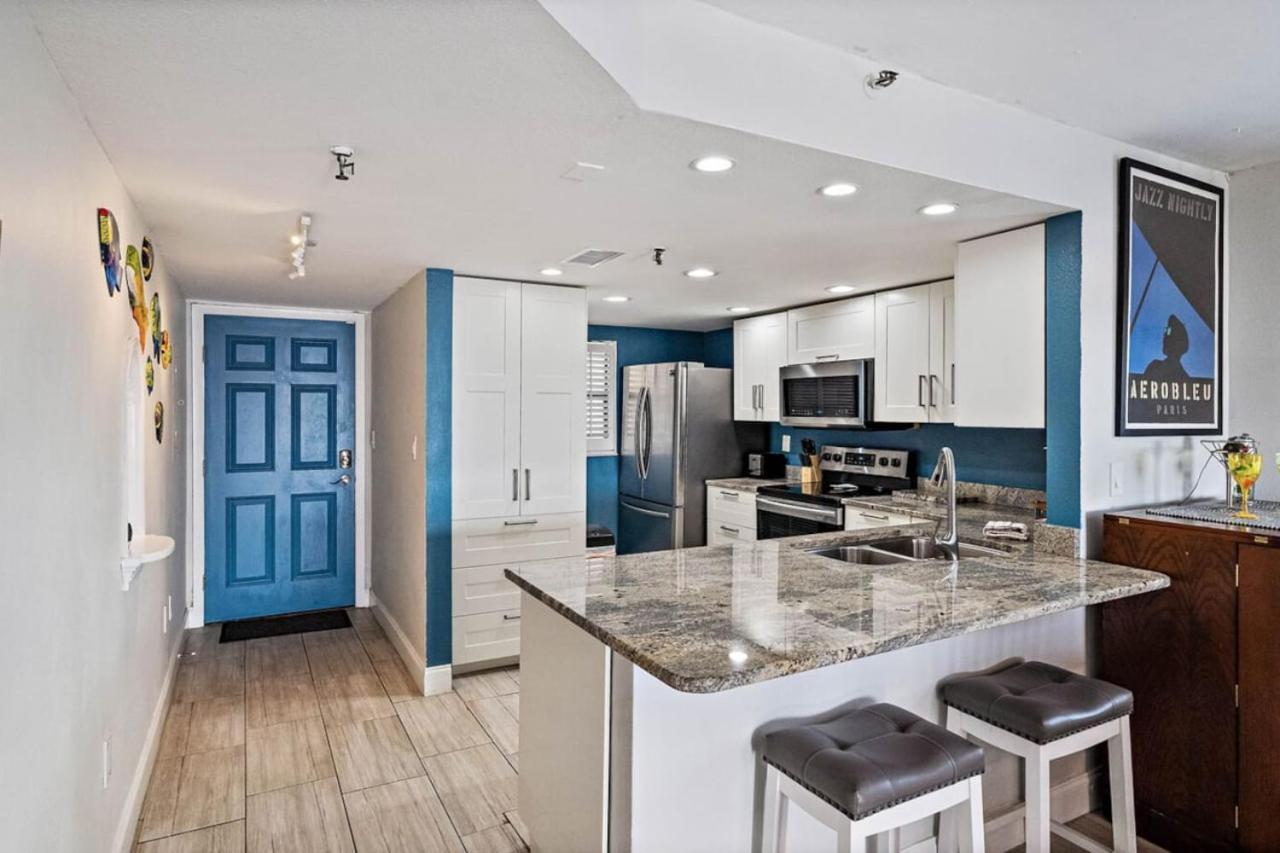 La Coquina 101 Charming 2bd 2ba Across From The Holiday home St. Pete Beach