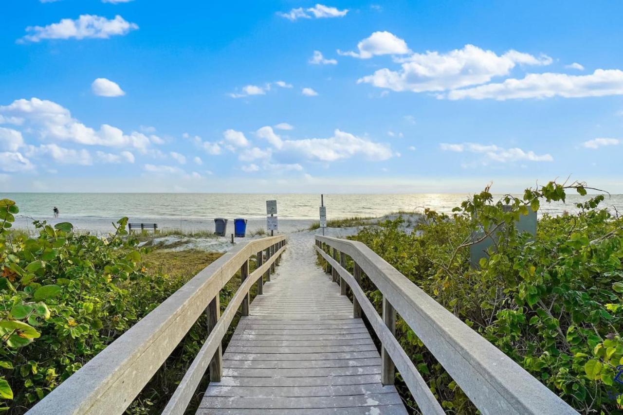 Lands End 8 305 Direct Gulf Front Tranquility Holiday home St. Pete Beach