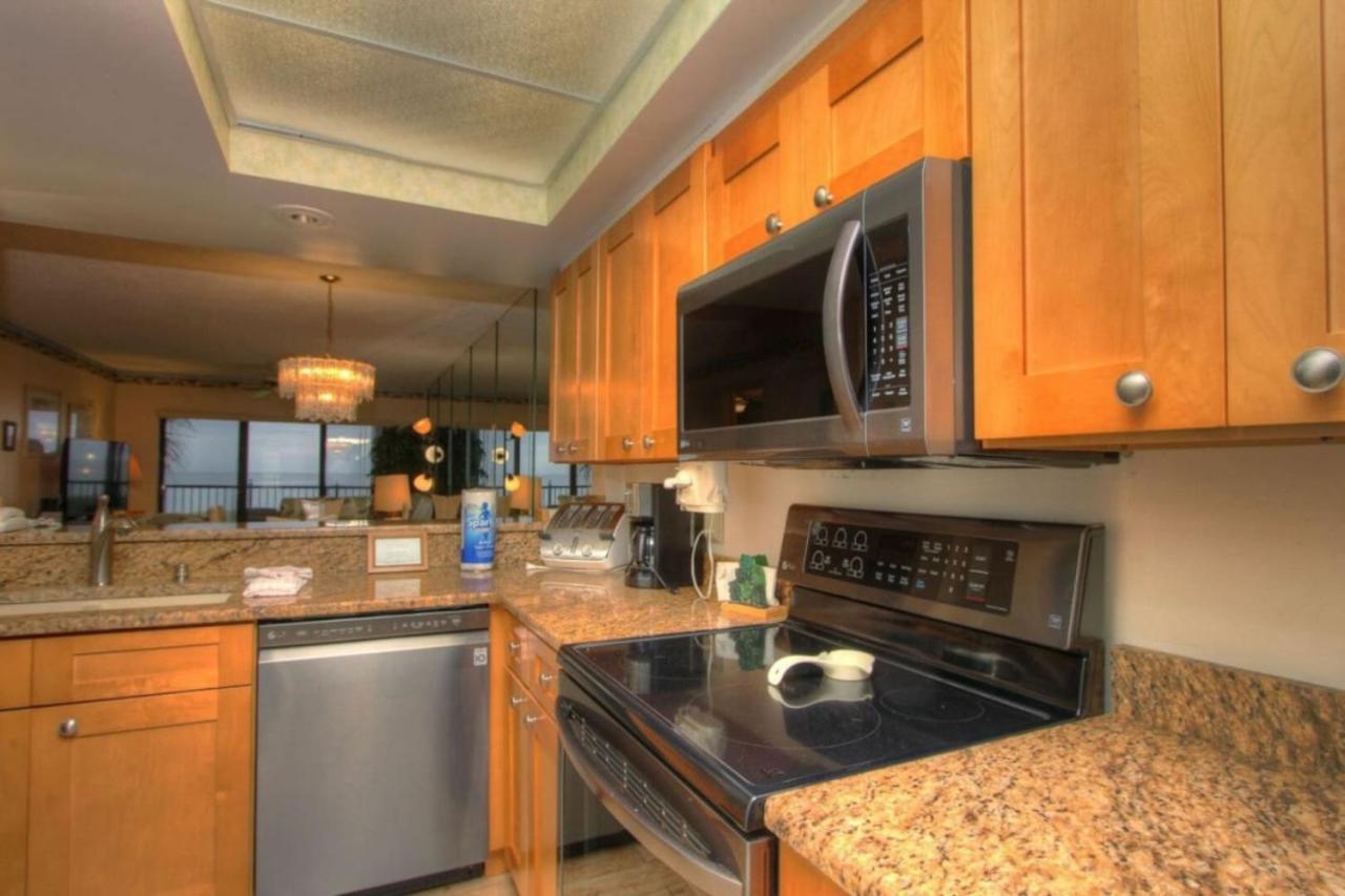 Lands End 8 305 Direct Gulf Front Tranquility Holiday home *