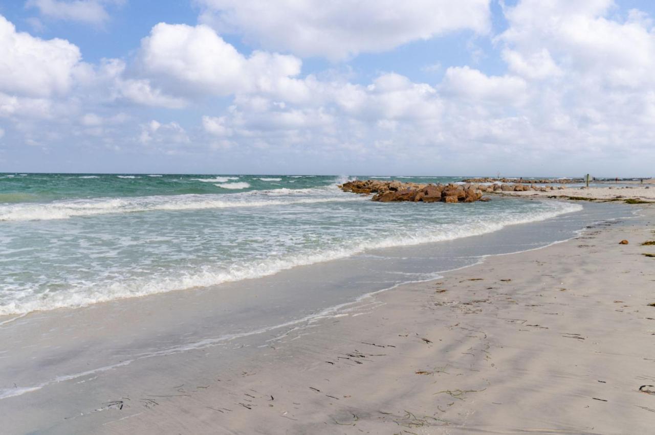 Holiday home Friendly Native Retreat 2bd 1br Walk To