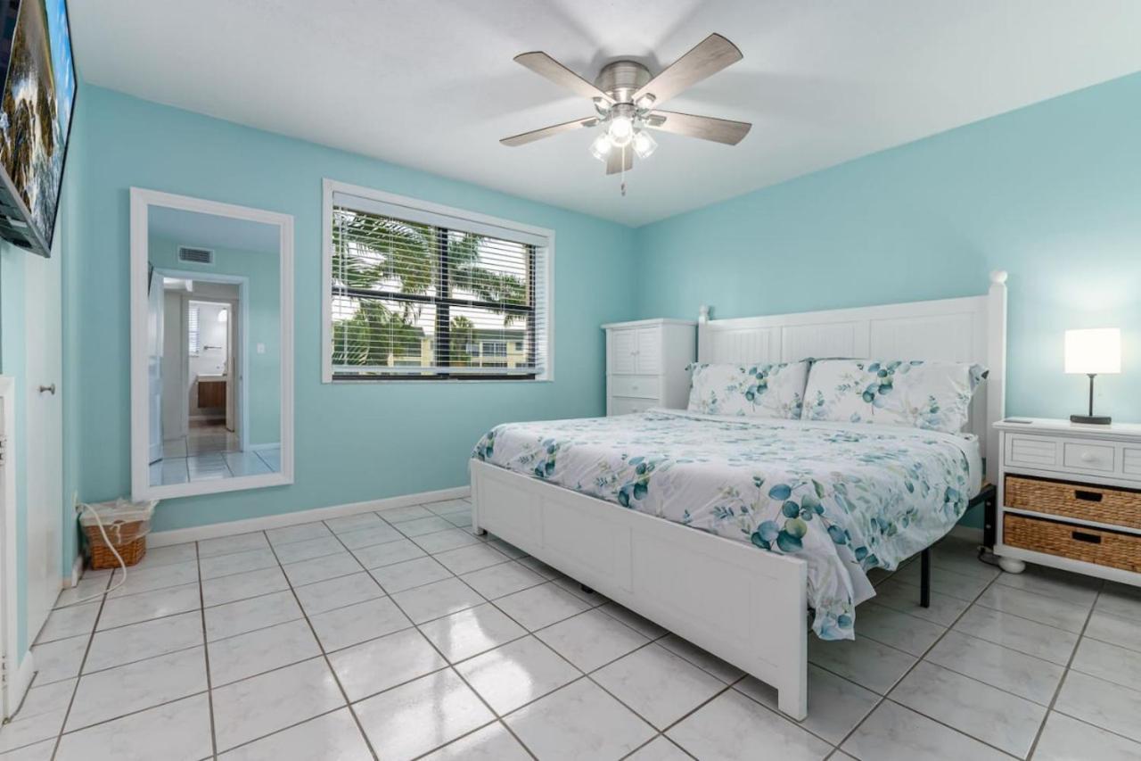 Friendly Native Retreat 2bd 1br Walk To * St. Pete Beach