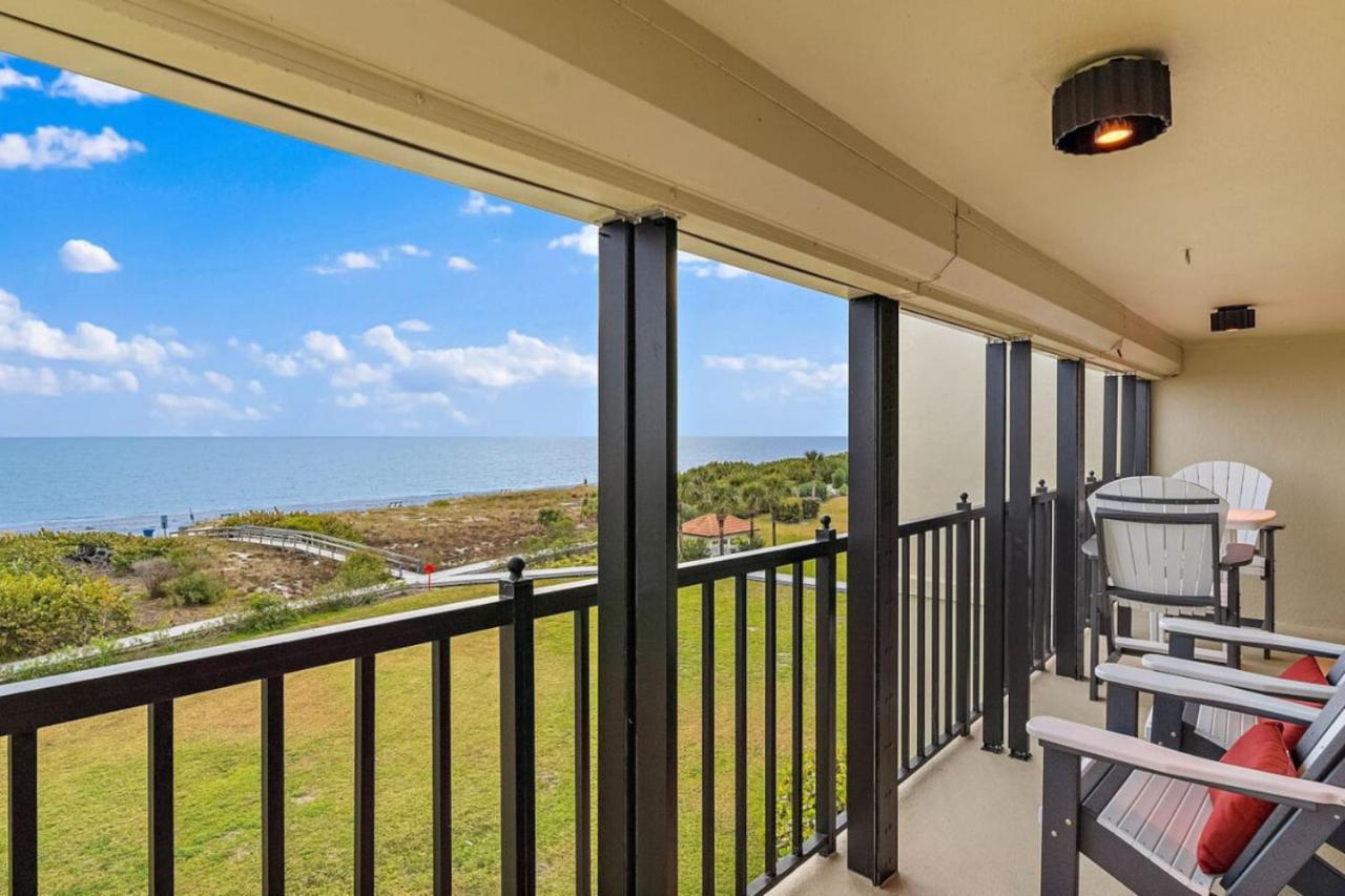 Lands End Beachfront Elegance Floor Corner Holiday home St. Pete Beach