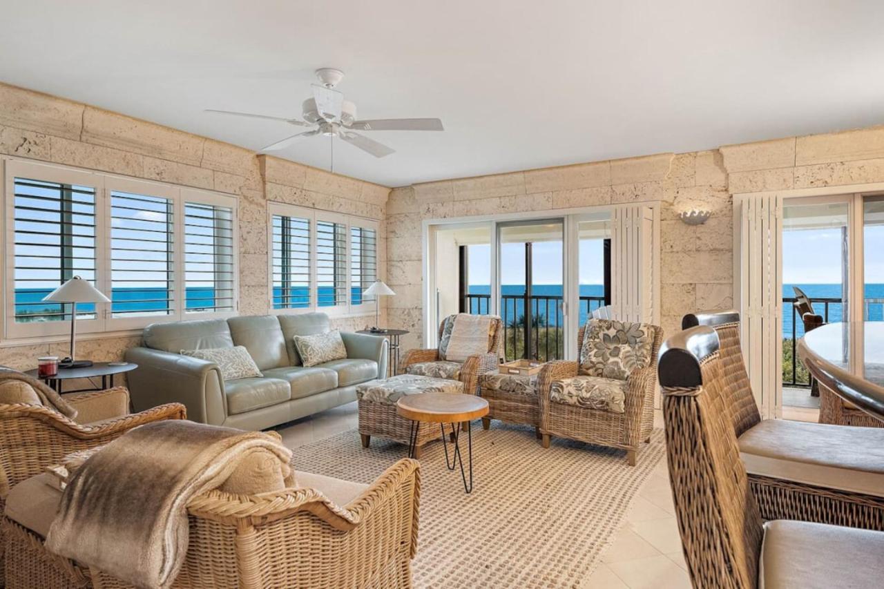 Lands End Beachfront Elegance Floor Corner Holiday home