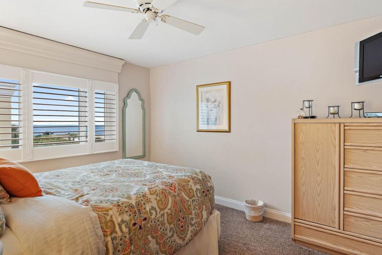 Lands End Beachfront Elegance Floor Corner St. Pete Beach