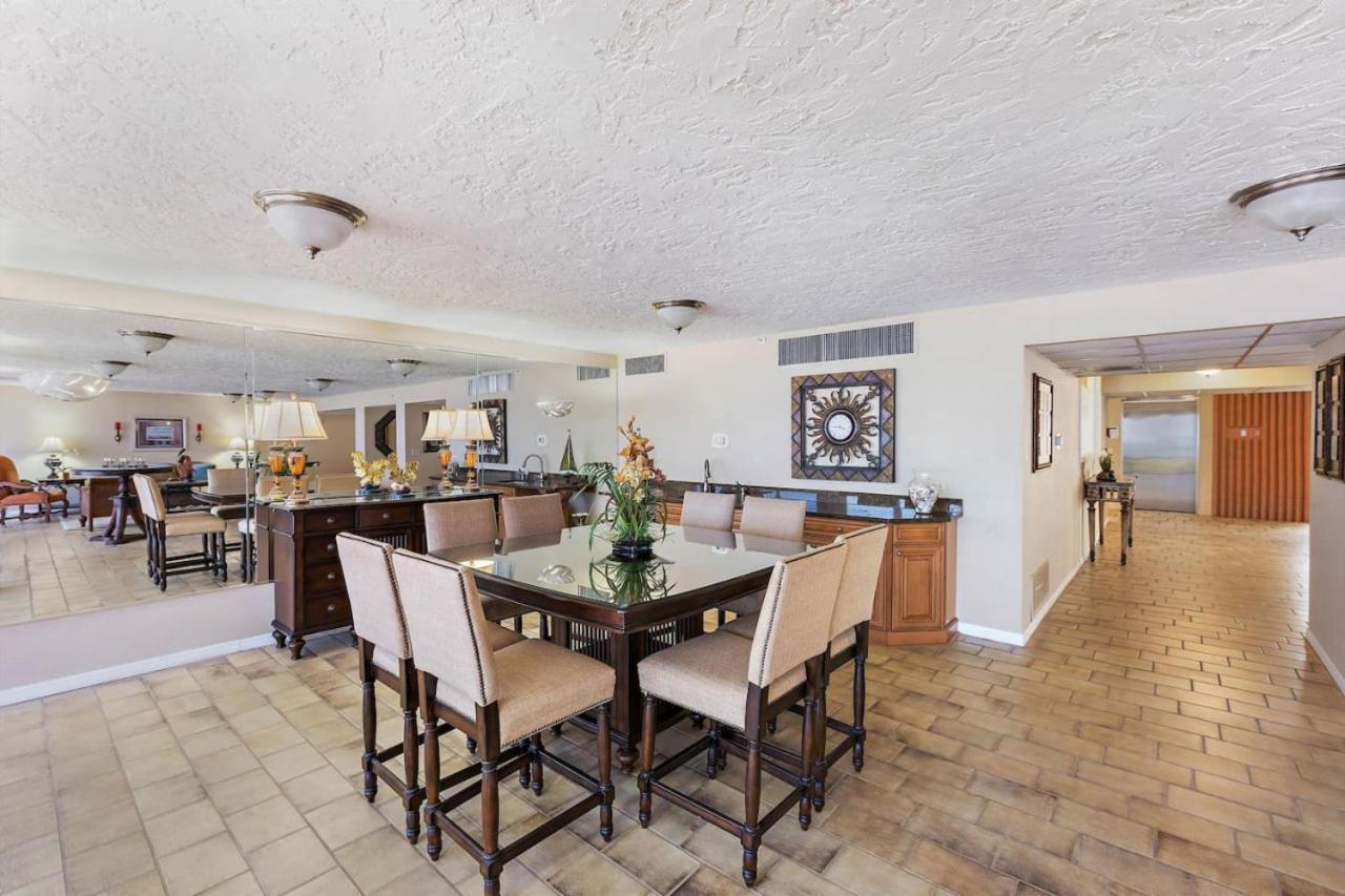 Redington Towers 3f 2bd 2ba Beachfront